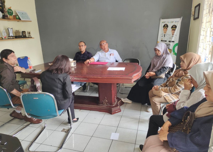 Digaji Rp500 Ribu per Bulan, Empat Karyawan Hotel Adukan Nasib ke Disnakertrans Cianjur