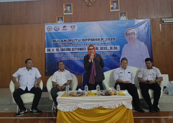 Gelar Bulan Mutu, Endang Bagikan 400 Paket Olahan Ikan dan Fasilitas Hilirisasi di Cianjur