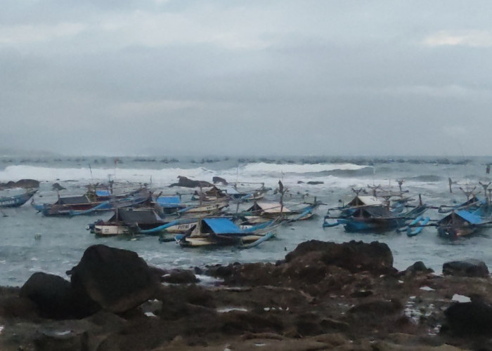 BPBD Cianjur Siagakan 50 Retana di Pantai Selatan