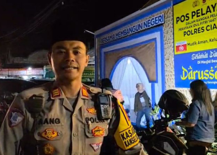 Polres Cianjur Dirikan Pos Pelayanan dan Bagi Takjil di Karangtengah, Siap Layani Masyarakat