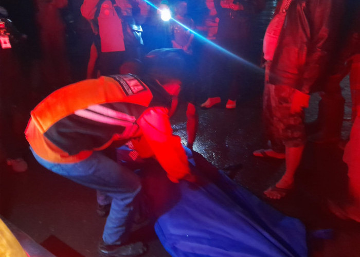 Mayat Pria Tanpa Identitas Ditemukan Tersangkut di Irigasi Cikalongkulon Cianjur