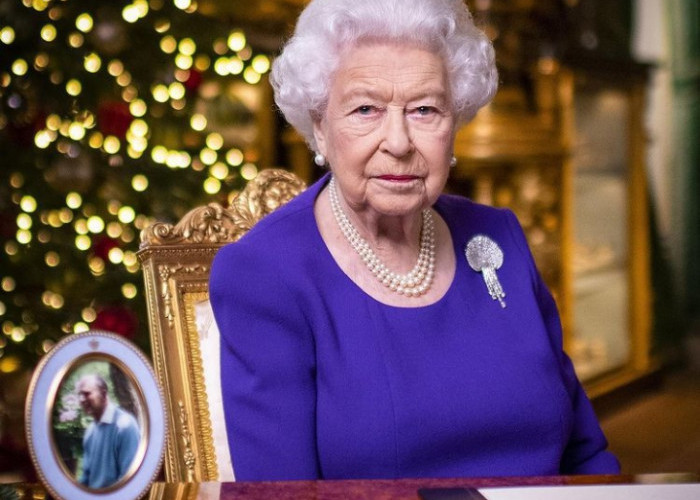 Bikin Nangis, Kantung Teh Celup Bekas Ratu Elizabeth II Dijual Seharga Rp178 Juta!