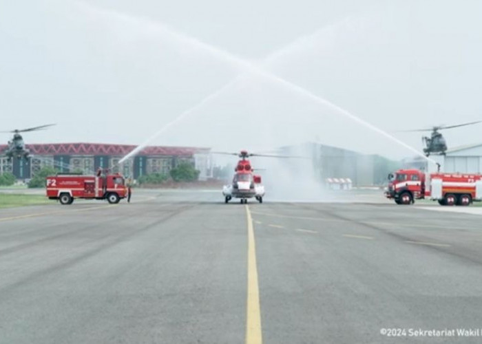 Jelang Purnatugas, Tradisi Water Salute Sambut Wapres di Halim