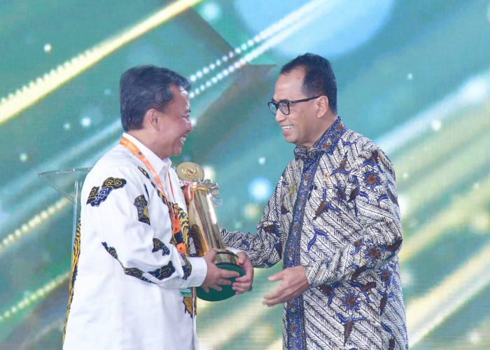 Pemda Provinsi Jabar Raih Wahana Tata Nugraha Wiratama 2024