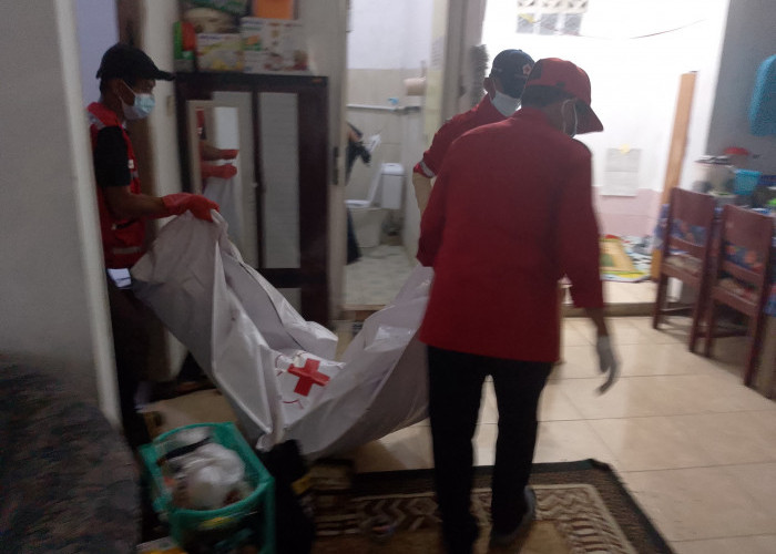 Idap Penyakit, Lansia Ditemukan Meninggal di Rumahnya di Karangtengah Cianjur