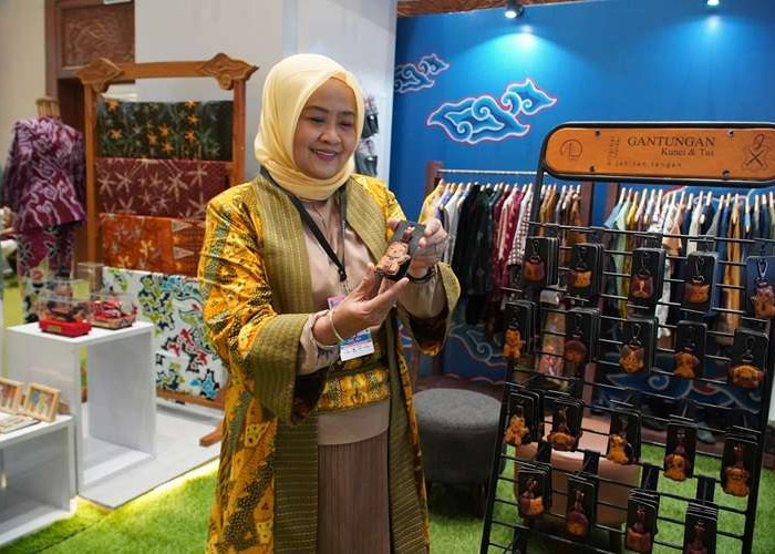 Produk Kerajinan Jabar Diserbu Pembeli di Inacraft 2026