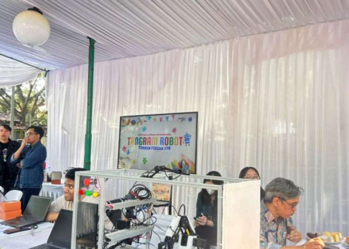 Mahasiswa ITB Kenalkan Tangram Robot di Festival Literasi