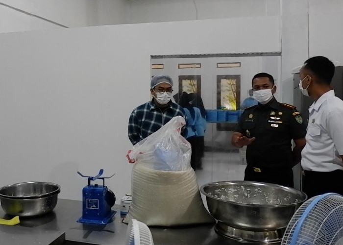 Dandim 0608/Cianjur Tinjau Dapur Mandiri Program MBG di Cugenang