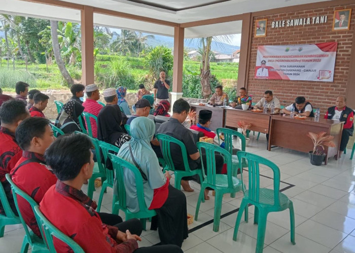 Pemdes  Sukamanah Cianjur Fokus Penuntasan Pembangunan Jalan Sepanjang 2,6 Kilometer