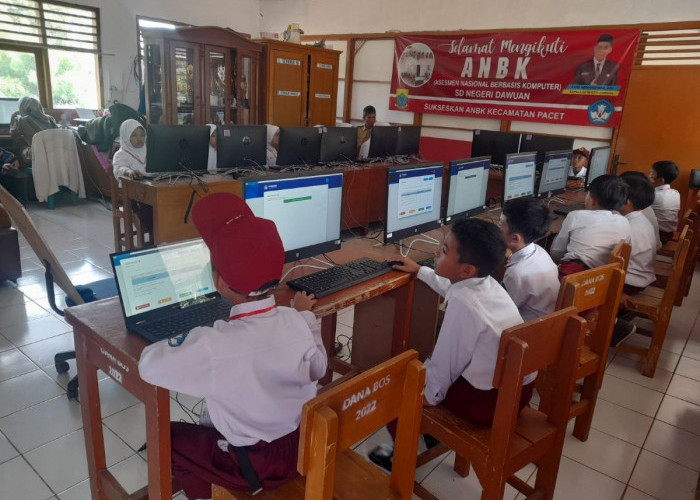 Siswa Kelas 5 SDN Dawuan Cianjur Jalani Asesmen Nasional Berbasis Komputer