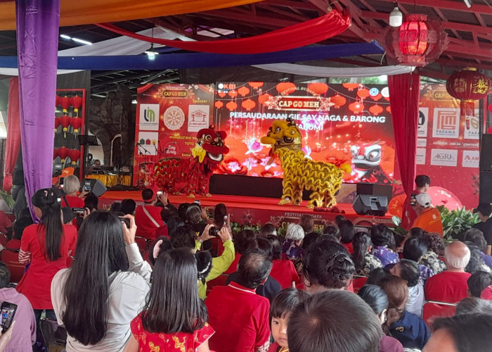 Festival Budaya Cap Go Meh di Vihara Sakyawanaram Cianjur Berlangsung Meriah