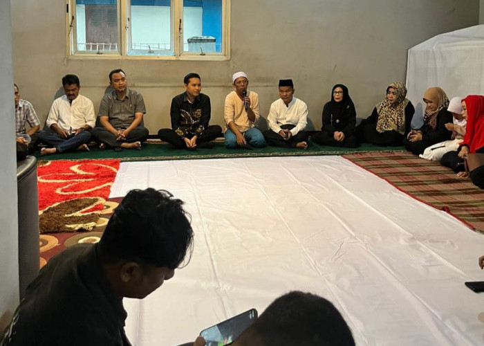  PWI Cianjur Berbagi Santunan untuk Anak Yatim Piatu dan Dhuafa 