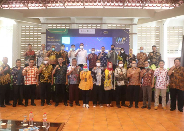 Pembentukan Unit Saber Hoaks di Kabupaten dan Kota sebagai Bentuk Gotong Royong Perangi Hoaks di Jabar