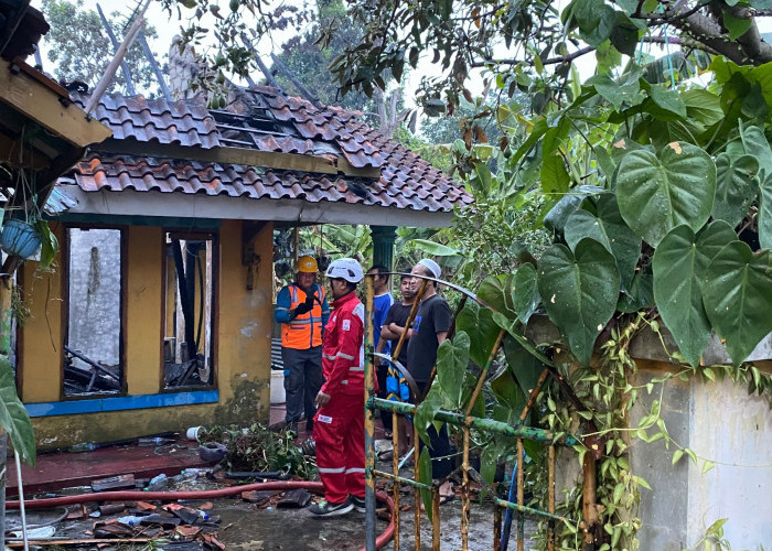 Perempuan 23 Tahun Diduga Sengaja Bakar Rumah di BTN Joglo Cianjur