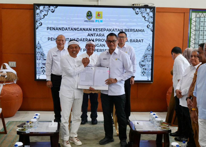 PLN dan Pemprov Jabar Tandatangani PKS Perluasan Akses Listrik dan Pemenuhan Komitmen Lingkungan