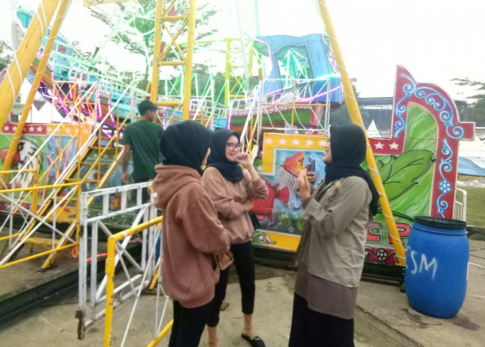 Kora-kora, Wahana Paling Seru di Alun-alun Cianjur