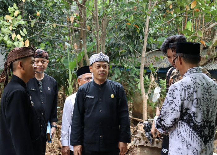 Disdikpora Cianjur Pastikan Siswa Terdampak Banjir di Mande Tetap Sekolah
