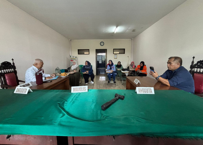 Nasabah LKM Akhlakul Karimah Cianjur Akan Somasi Direksi dan Bupati 