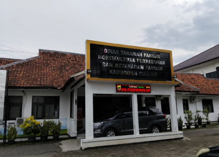 403 Ribu Keluarga di Cianjur Terima Bantuan Beras dan Minyak Goreng