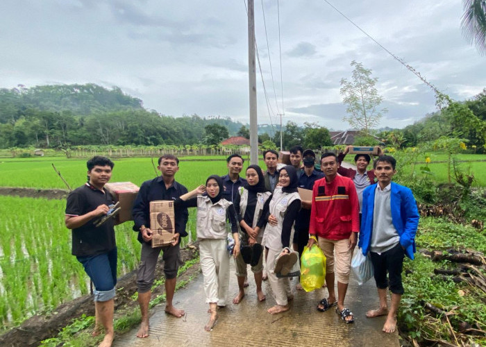 Peduli Cianjur Selatan, Aliansi Mahasiswa Salurkan Bantuan Logistik dan Pemeriksaan Kesehatan