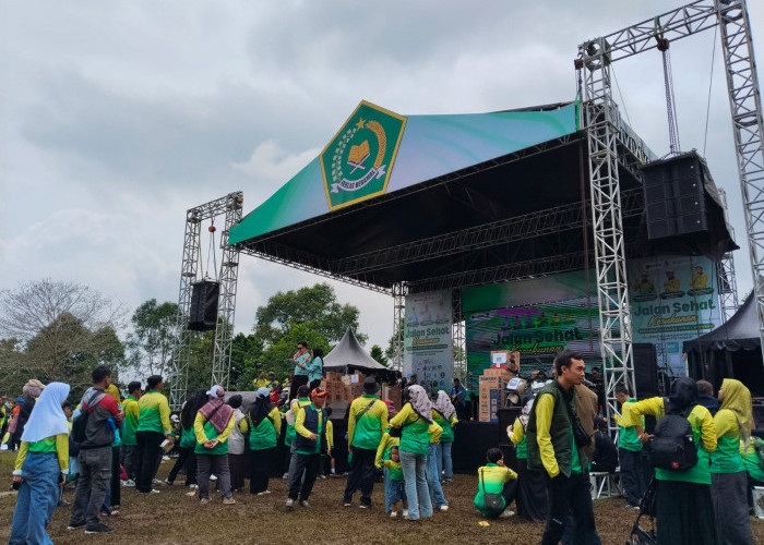 Ribuan Peserta Ikuti Jalan Sehat HAB ke-80 Kemenag Cianjur, Berhadiah Umrah dan Motor 