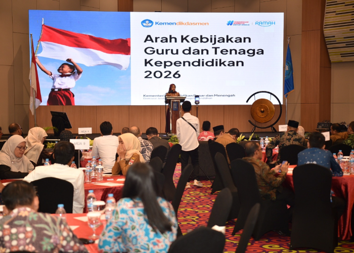 Kemendikdasmen Dorong Partisipasi Semesta Penuhi Ketersediaan Guru