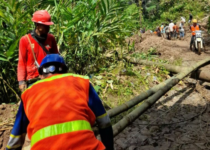 Kerja Keras, PLN Percepat Pemulihan Kelistrikan Pasca Bencana Longsor di Cidaun Cianjur