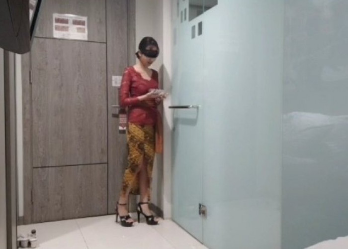 Bikin Ketar-ketir! Video Mesum Perempuan Kebaya Merah di Hotel Diburu Netizen
