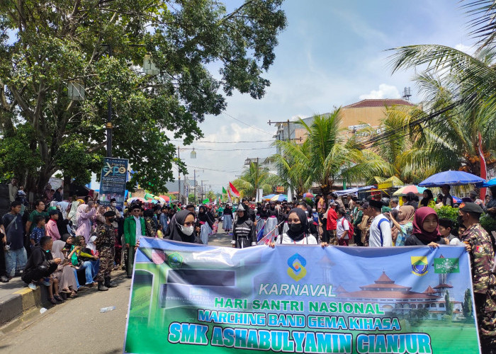 Ribuan Santri Meriahkan Karnaval HSN 2022, Bupati Cianjur: Luar Biasa