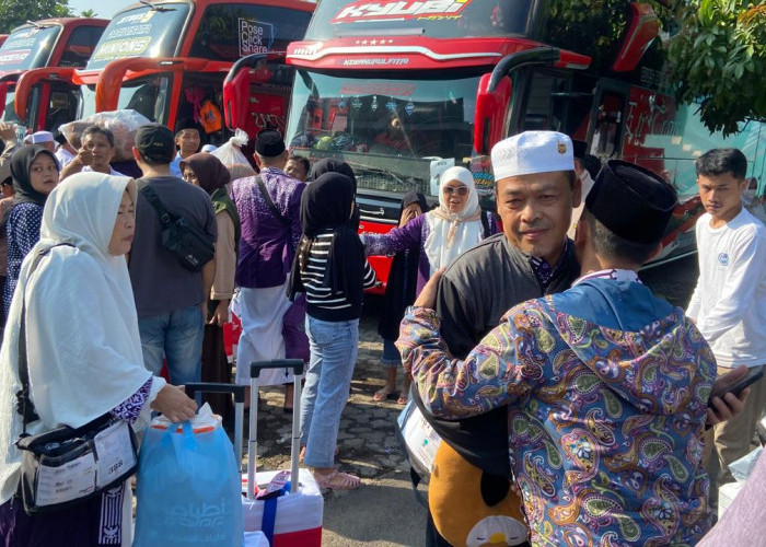 Kloter Kedua Jemaah Haji Cianjur Tiba di Asrama Kemenag