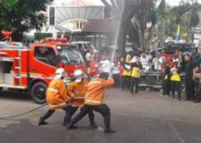 Damkar Cianjur Kekurangan Armada