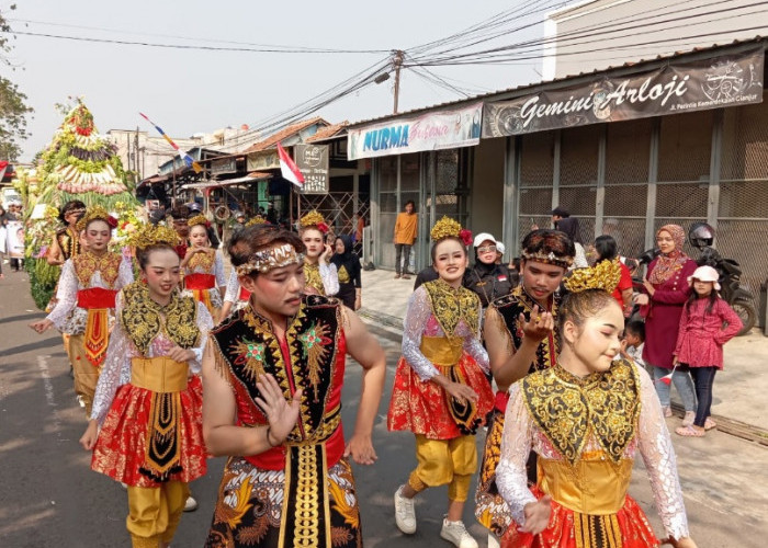 Juara II Karnaval Cianjur Fest, Pacet Donasikan Hadiah untuk Korban Gempa NTT