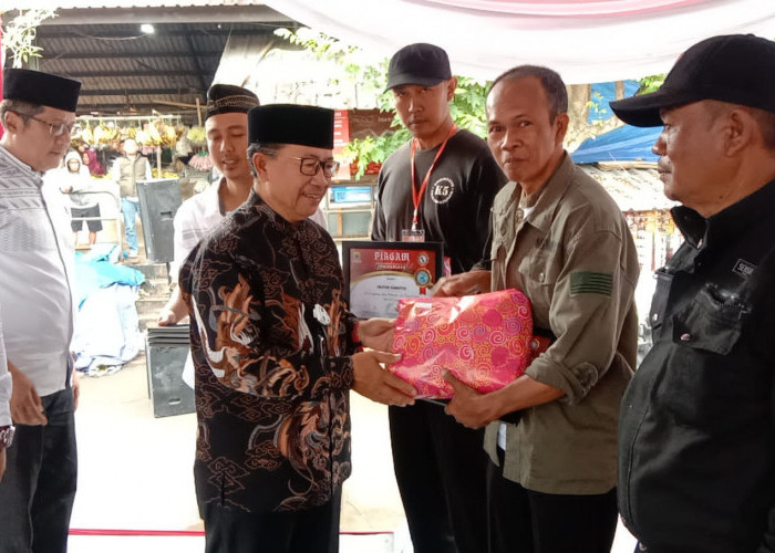 Bupati Herman Suherman Dorong Ramaikan Pasar Induk Cianjur dengan Event Bulanan