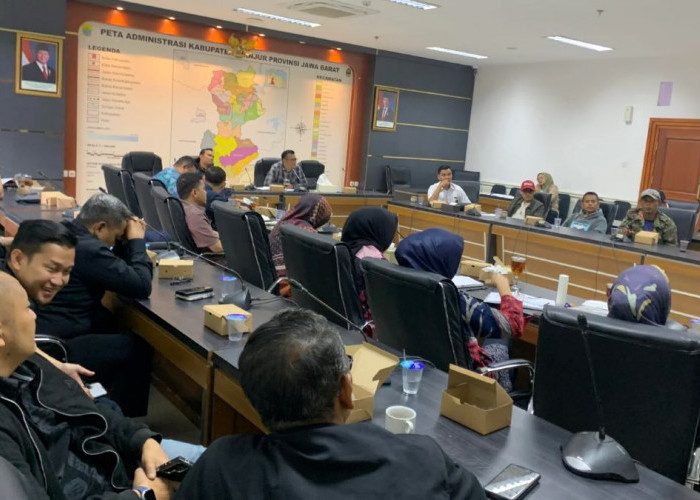 HMI-GMNI dan Pedagang Bomero Kembali Audiensi dengan DPRD Cianjur