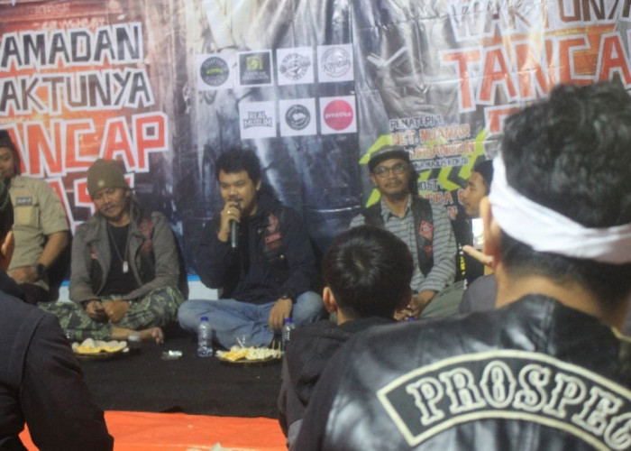 Bikers Brotherhood 1% MC Gelar Tausiah dan Bagi-bagi Takjil