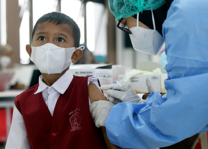 Ribuan Siswa di Cianjur Jadi Sasaran Imunisasi, Dinkes: Dilaksanakan Secara Serentak