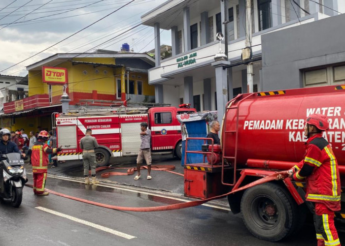 Rumah Bedeng di Cianjur Kebakaran, Empat Orang Alami Luka Bakar