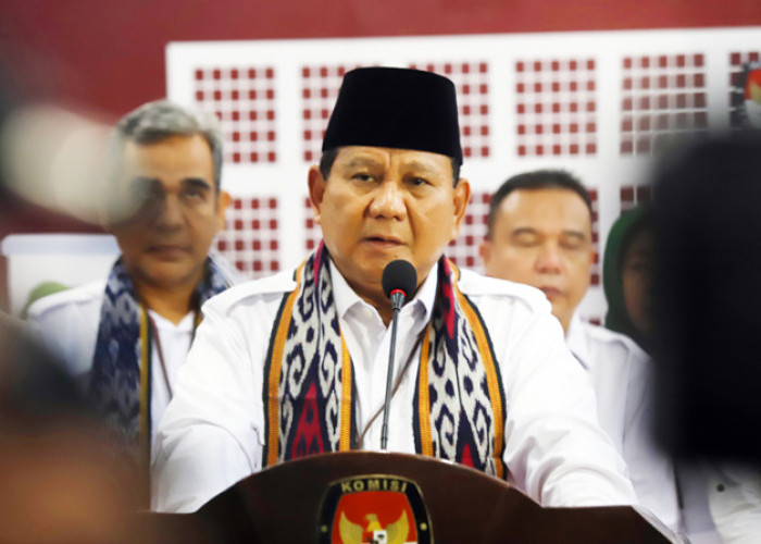 Survei SPIN: Prabowo Tempati Elektabilitas Tertinggi Capres 2024, Ganjar Stagnan, Anies Menurun