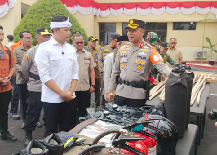 Polres Cianjur Usut Penyebab Kebakaran di Gunung Gede