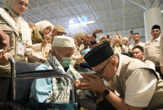 Menhaj Lepas Gelombang Pertama Jemaah Haji Indonesia Kembali ke Tanah Air