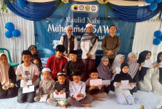 Santuni Anak Yatim, PKBM Tunas Taruna Jaya Cianjur Dorong ATS Kembali Mengenyam Pendidikan