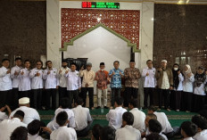 Atasi Krisis Air Bersih, RK Dadan Surya Negara Salurkan Bantuan untuk Pembuatan Sumur Artesis di Ciranjang