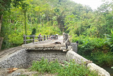 Proyek Pembangunan Jembatan Senilai Rp340 Juta di Sindangbarang Cianjur Mangkrak