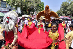 Ribuan Warga Padati Karnaval Budaya Cianjur Fest 2026
