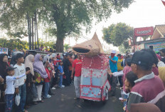 Karnaval Budaya Semarakkan HUT ke-81 RI di Mande Cianjur