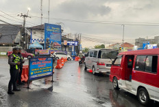 Arus Puncak Padat, Kendaraan dari Arah Cianjur Sempat Dialihkan ke Jalur Jonggol dan Sukabumi
