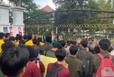 Aliansi BEM Cianjur Gelar Aksi Unjuk Rasa Depan Gedung DPRD, Ini Tuntutannya