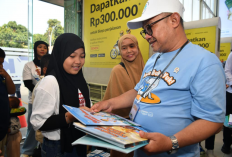 Kemendikdasmen Bagikan 24 Ribu Buku untuk Pemudik di Stasiun dan Terminal