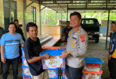 Polres Cianjur Ulurkan Bantuan bagi Pekerja Pabrik Tahu yang Terdampak Gejolak Harga Kedelai