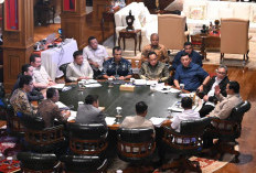 Presiden Prabowo Kumpulkan Menteri di Hambalang, Pastikan Program Strategis Nasional Berjalan Tepat Sasaran